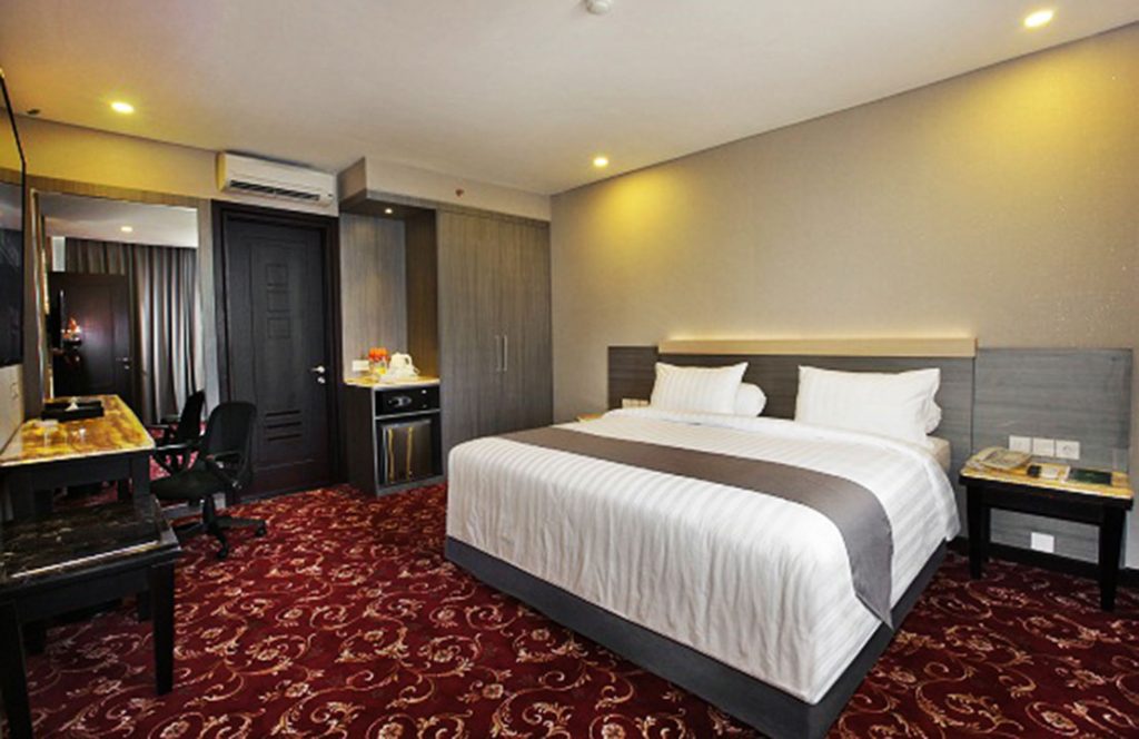 EXECUTIVE SUITES – Pyramid Suites Hotel